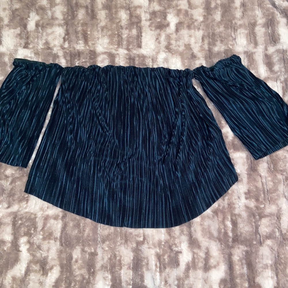 Dark green Pleated Off the Shoulders Blouse